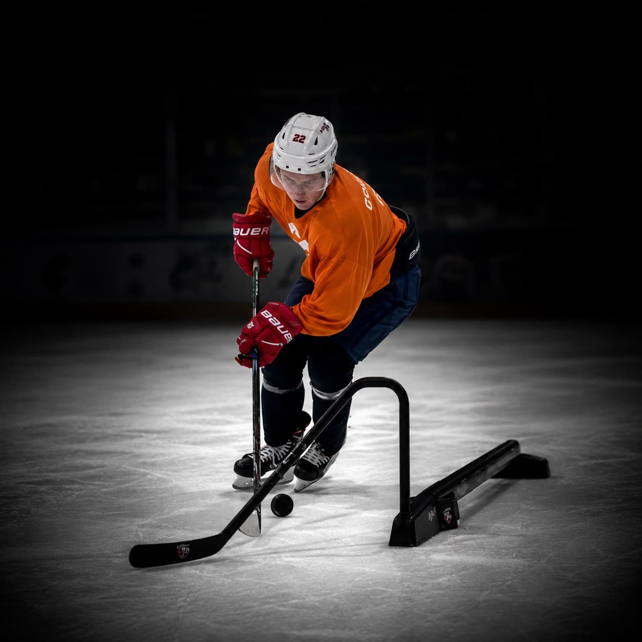 Skills training with the puck on ice